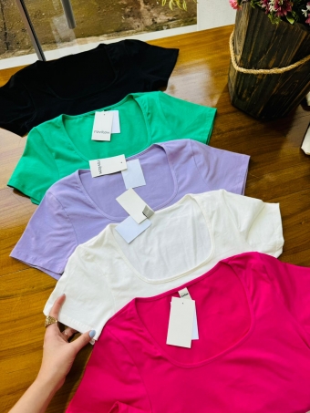 CROPPED DECOTE QUADRADO